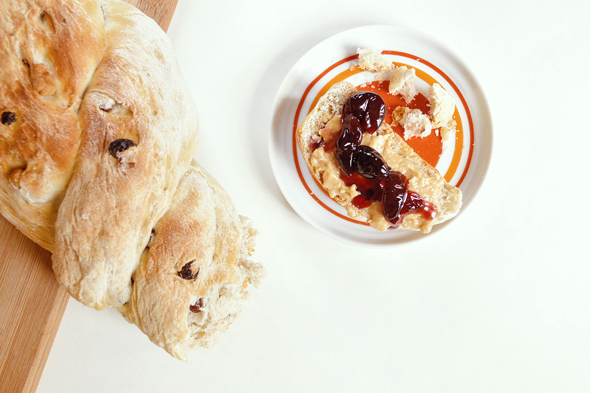 How to make good morning bread with raisin and walnut